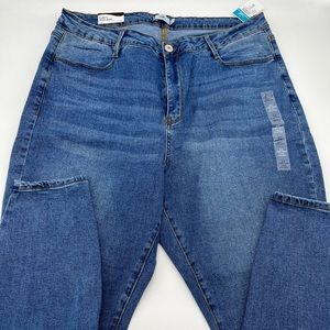 Women’s high rise skinny jeans size 22